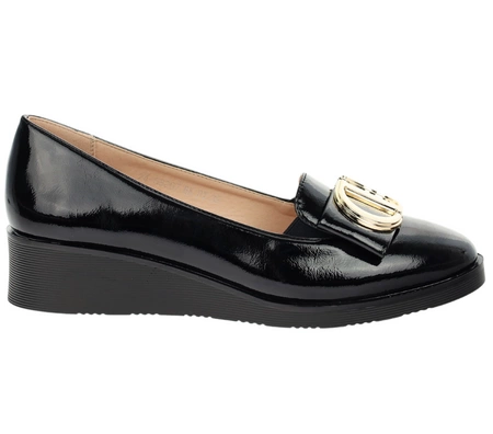 Płaskie czółenka czarne lakierowane eleganckie i komfortowe VINCEZA