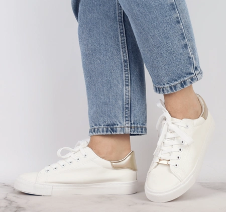 Białe tanie adidasy damskie trampki z eko skóryNEWS