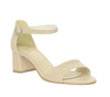 Beżowe sandały damskie na niskim obcasie z zakrytą piętą Azali - Produkt Polski