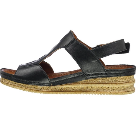 Czarne sandały skórzane damskie na lekkiej koturnie szyte Gino Fabiani - Produkt Polski