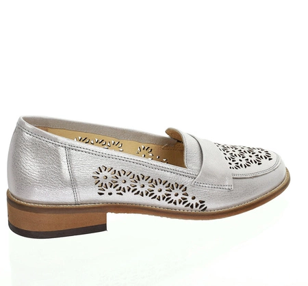 Eleganckie i komfortowe mokasyny ażurowe ze skóry naturalnej Gino Fabiani